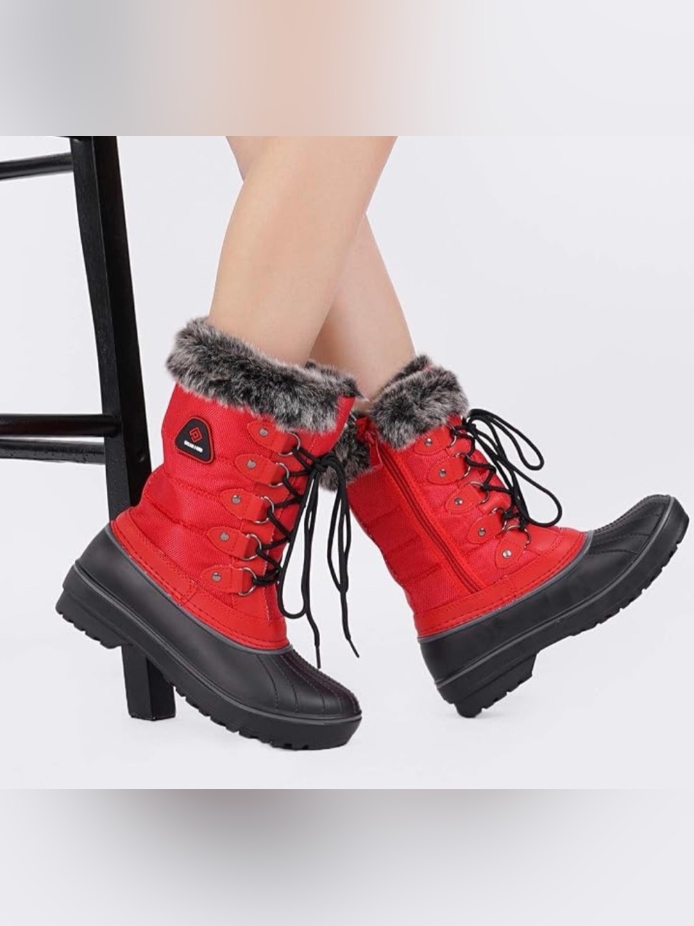 Dream Pairs Red and Black Faux Fur Winter Boots. Size 9